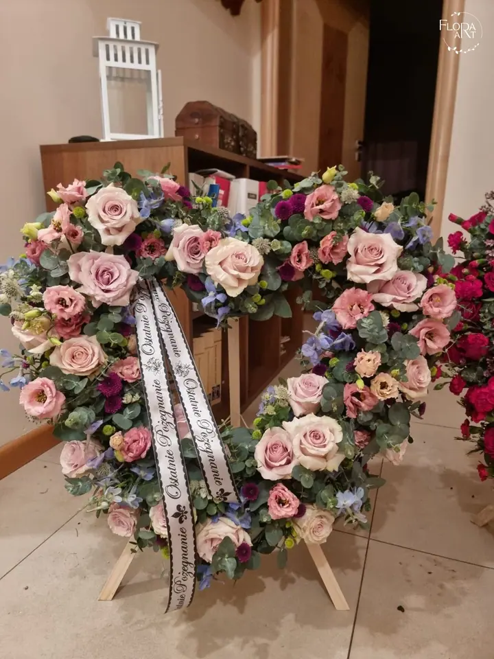 Funeral floristry — photo 17