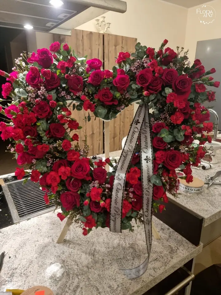 Funeral floristry — photo 19